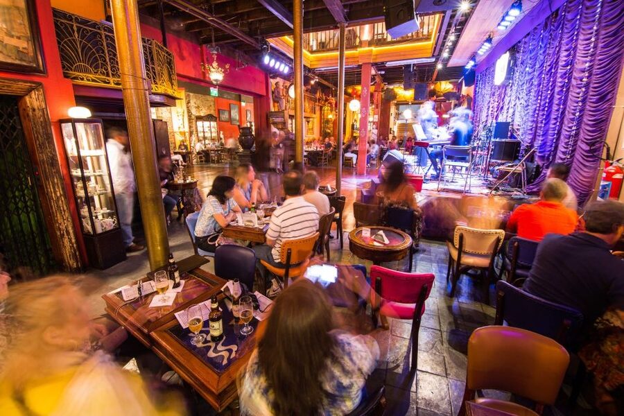 Rio de Janeiro: Rio Scenarium Entrance, Dinner, and Open Bar - What the three-hour open bar covers