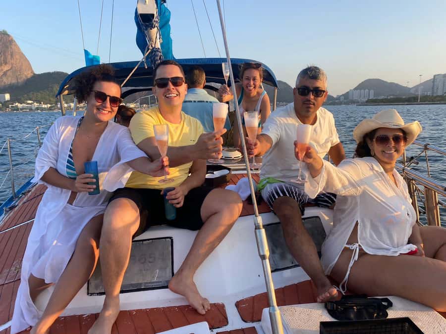 Rio de Janeiro: Sunset Sailboat Tour with Open Bar - Caipirinhas, fruit, and the open bar