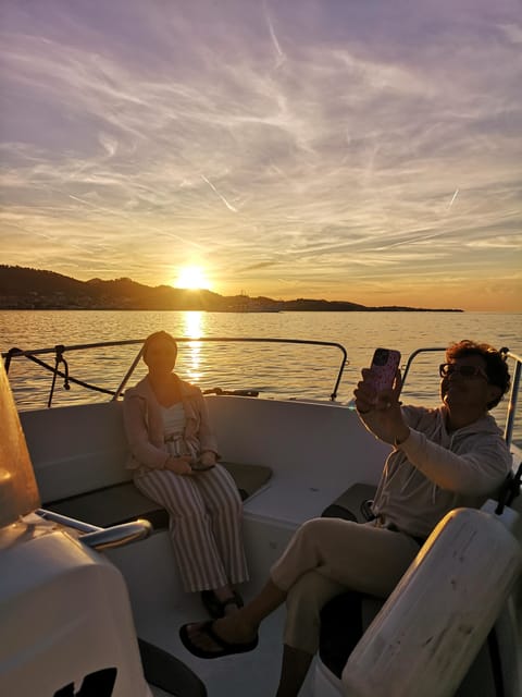 Romantic Sunset tour around Zadar with Drinks - What the skipper adds to the ride