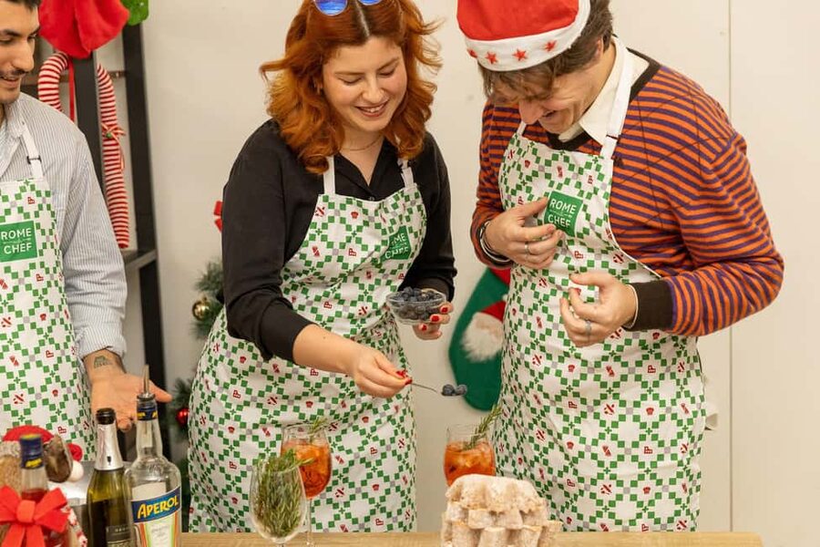 Rome Cooking Class: Make Pasta and 3 Spritz Cocktails - Choosing between carbonara and cacio e pepe