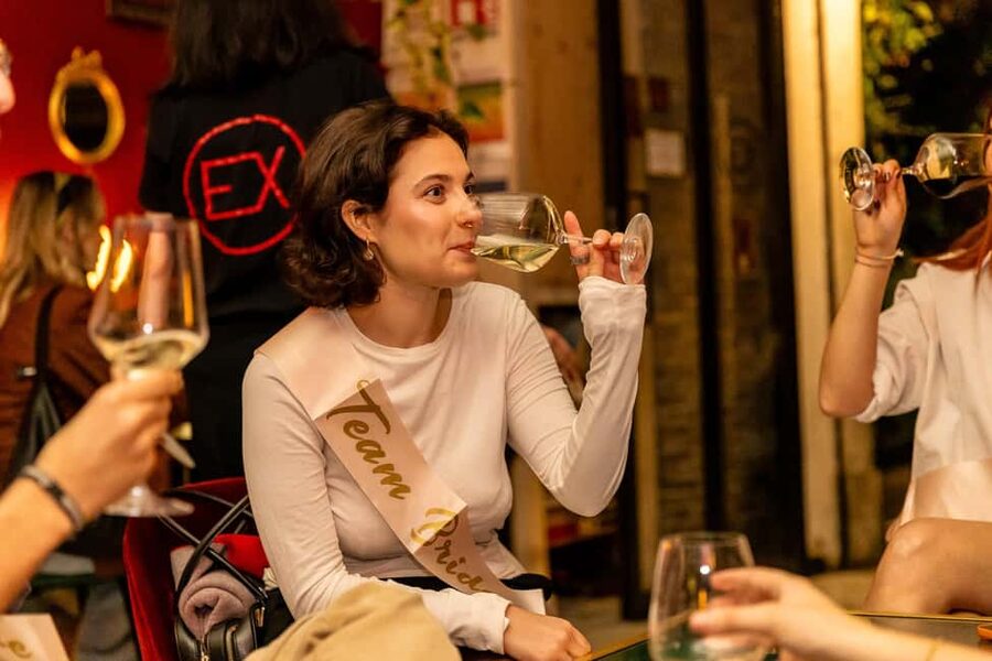 Rome: Guided Bar Crawl with Drinks & Dark History - Ending at Piazza Venezia, and possibly staying out later