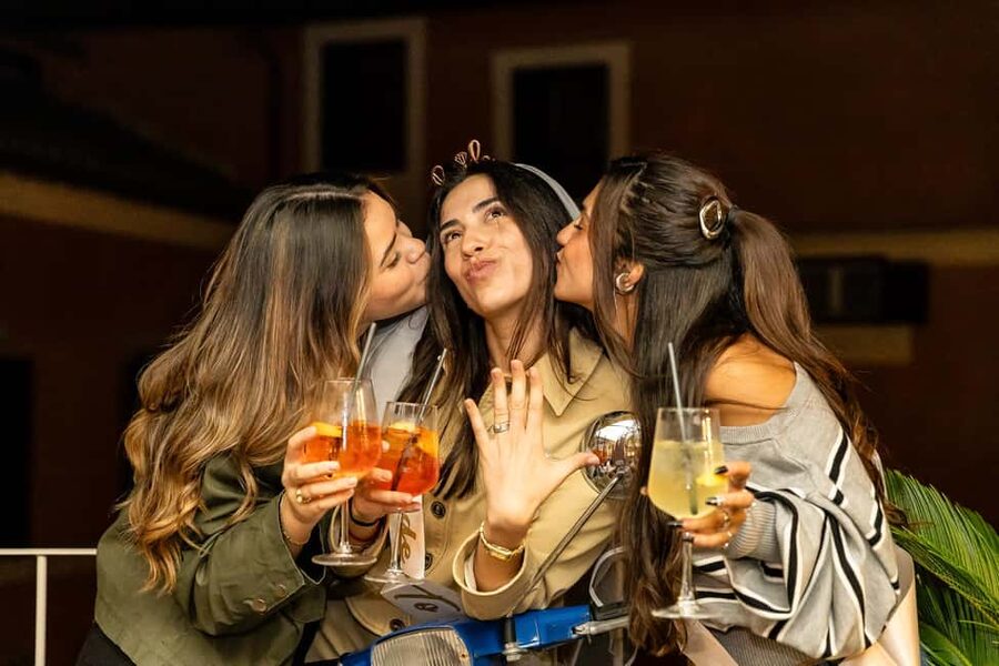 Rome: Nightlife Tour & Guided Bar Crawl with Games & Karaoke - Bars, games, and karaoke
