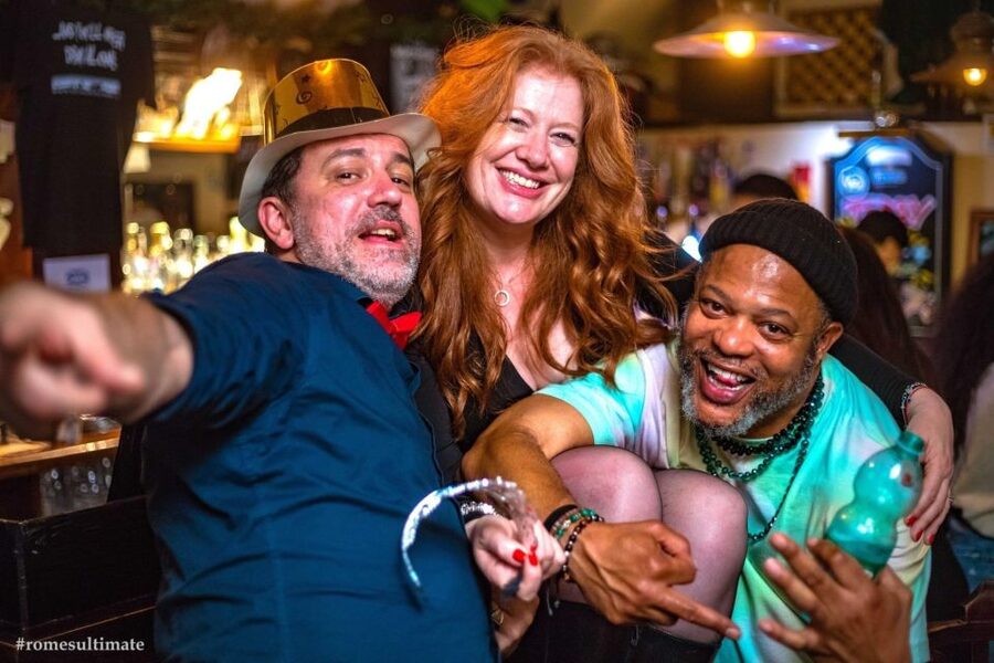 Rome: NYE Pub Crawl and Club - Starting at Highlander Pub in central Rome