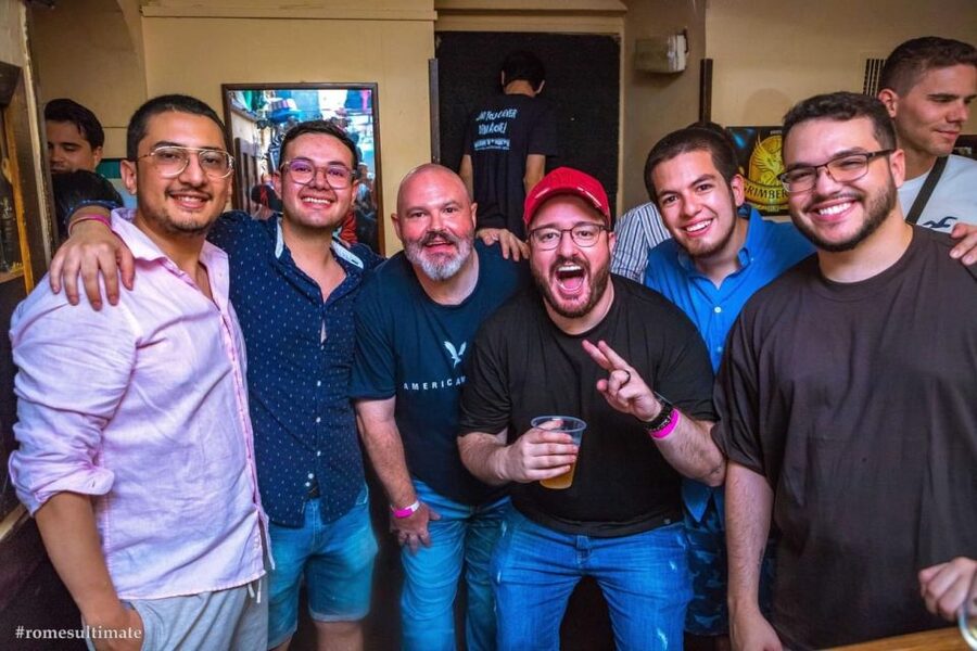 Rome: Pub Crawl & Ultimate Party Tour - Food, music, and changing nightly plans