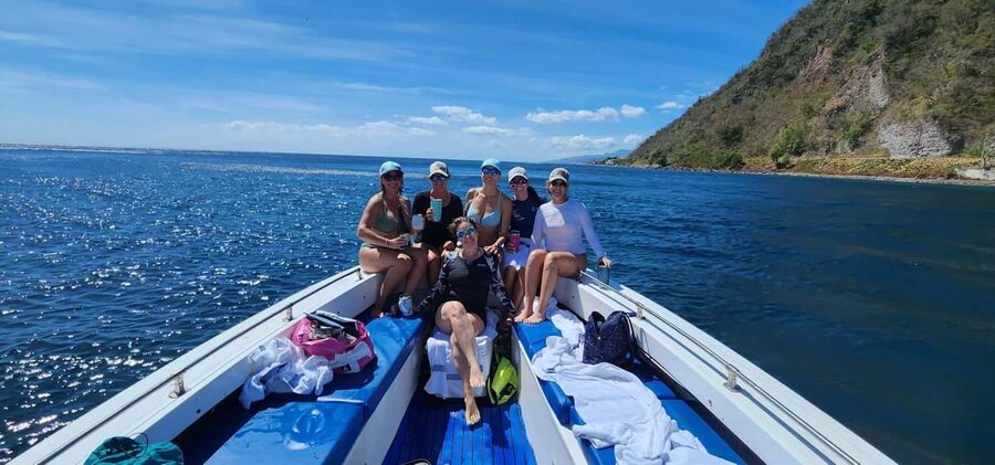 Roseau: Guided Dolphin and Whale Watching Tour With Drinks - Three hours on a small, open boat