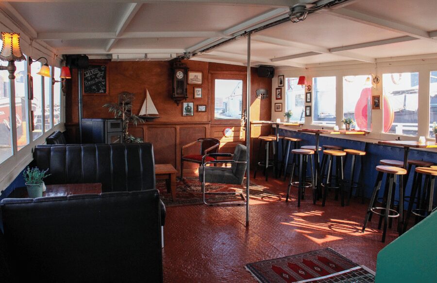 Rotterdam: Pub Cruise with Drinks and Bites - Who will enjoy this cruise most