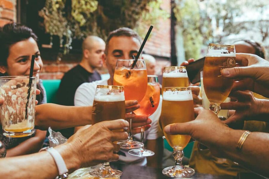 Ruzafa Food & Wine Tour: Tapas, Drinks & Local Secrets - Why Ruzafa is a smart place for a food tour