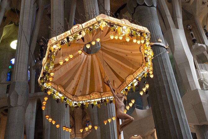 Sagrada Familia and Guell Park Private Tour - What the private format really adds