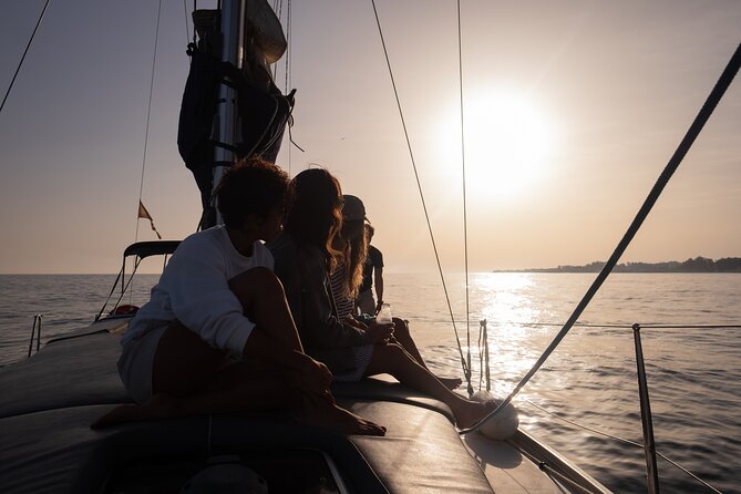 Sailing Adventure: Sailing, Dolphins and Relaxation with Drinks - Practical details that make the day easier