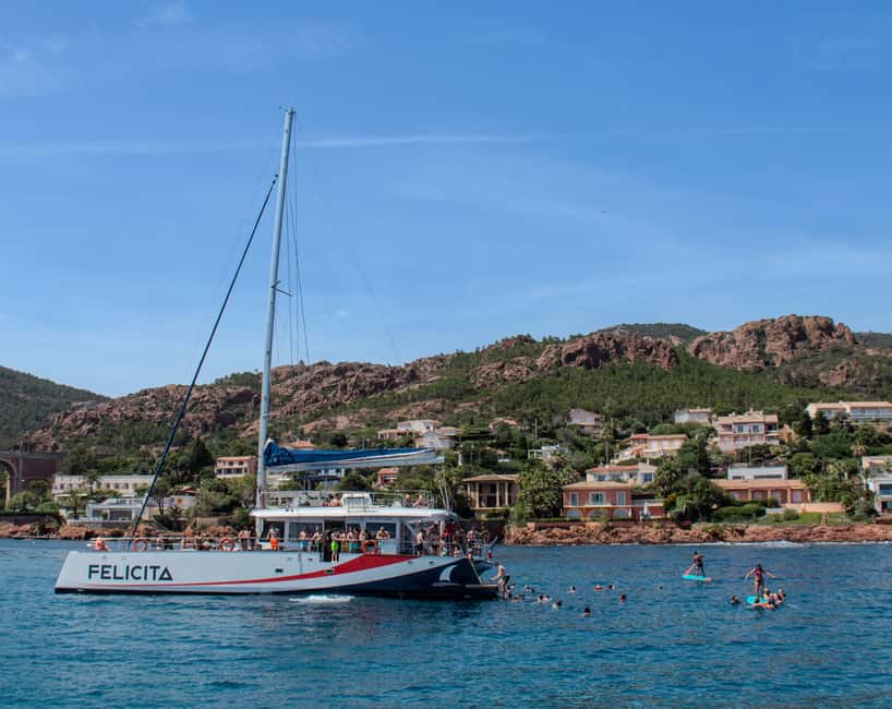 Saint-Raphaël: Golden Island Afternoon Cruise with Drinks - The Cap Roux anchorage and water time
