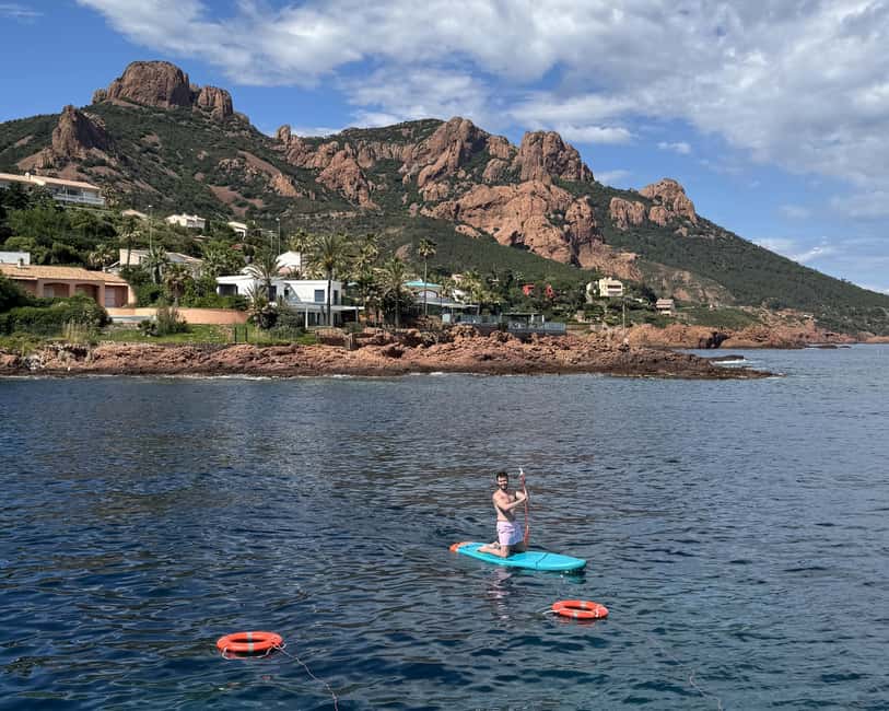 Saint-Raphaël: Golden Island Afternoon Cruise with Drinks - The Estérel coast in red and blue