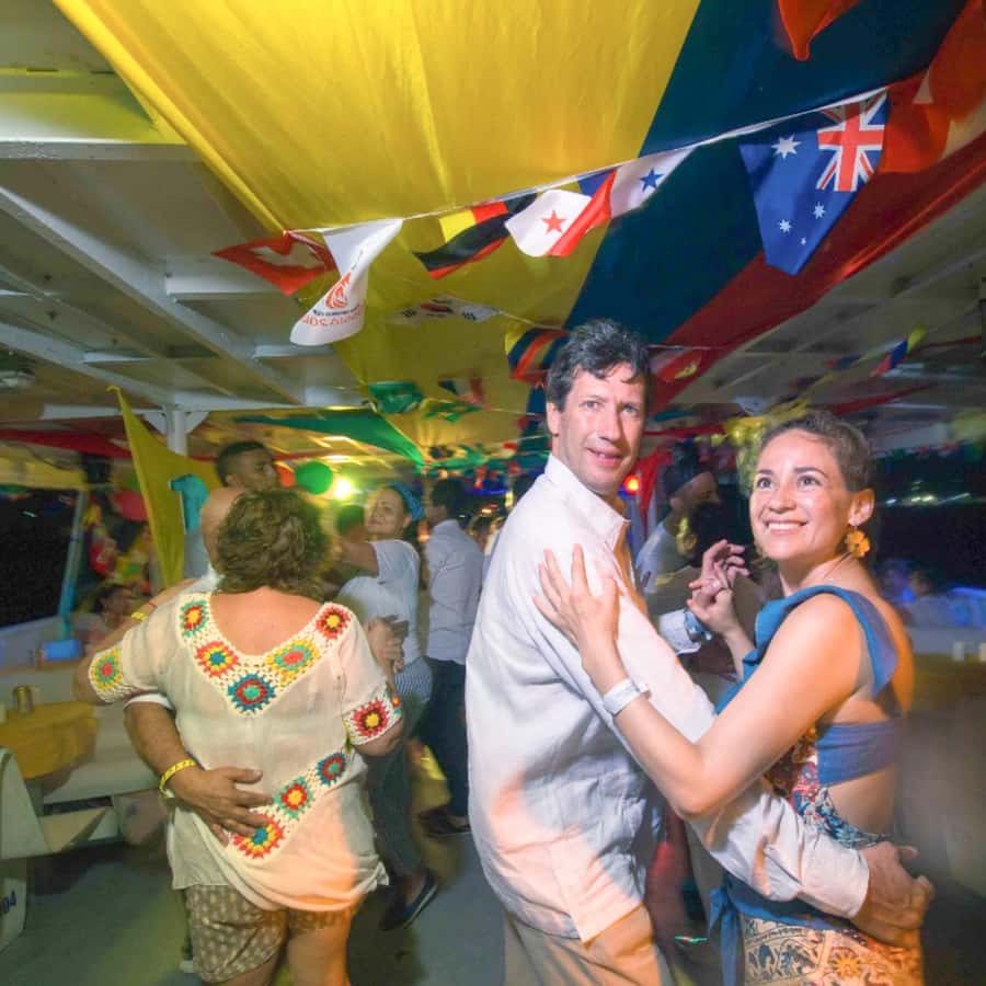 San Andres: White Party on boat with open bar, dinner and dancers! - Dinner on the Rumbero Yacht