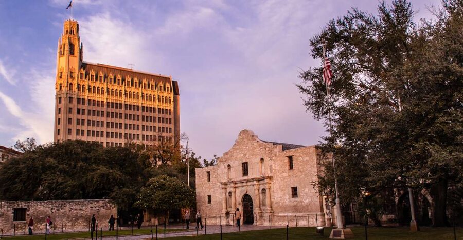 San Antonio: Guided Haunted Pub Crawl - Key points at a glance