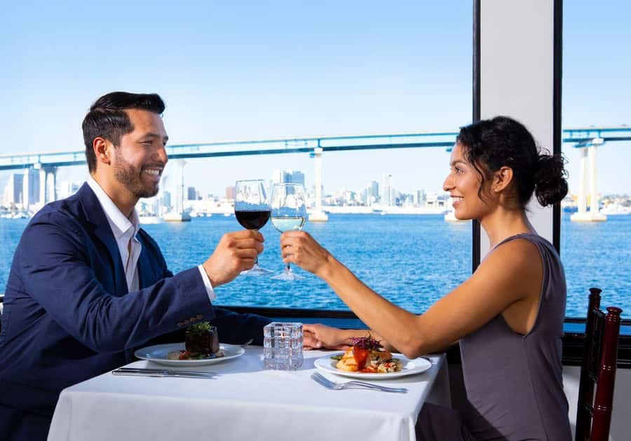 San Diego: Buffet Dinner Cruise with Drinks - A closer look at the dinner buffet