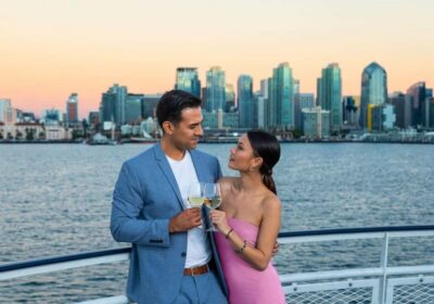 Buffet Dinner Cruise with Drinks
