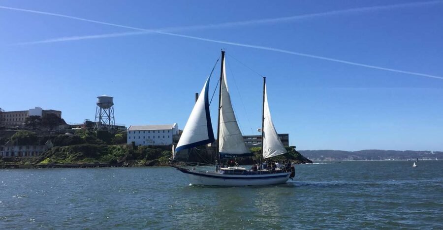 San Francisco: Bay Sailing Tour with Drinks - Key points to know before sailing