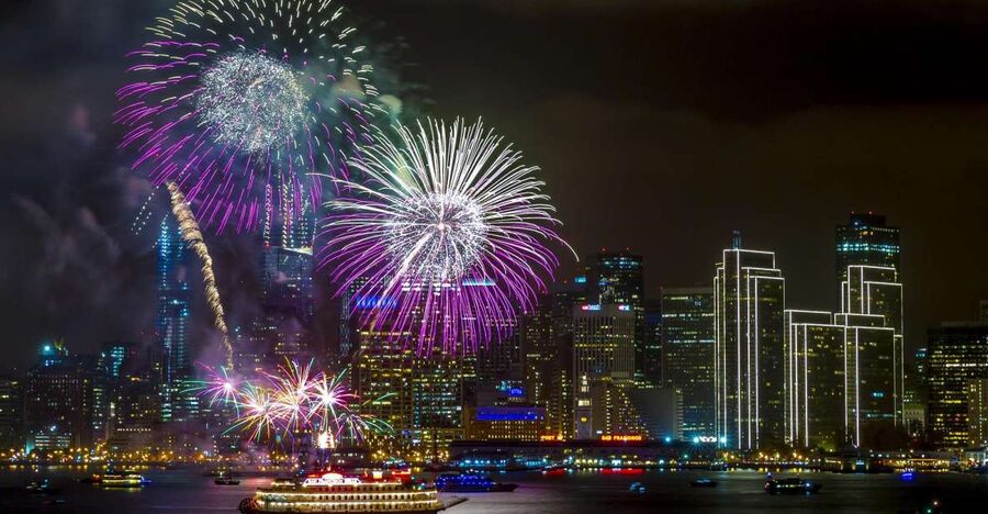 San Francisco: Empress Yacht July 4th Fireworks Party Cruise - What the Three-Hour Schedule Feels Like