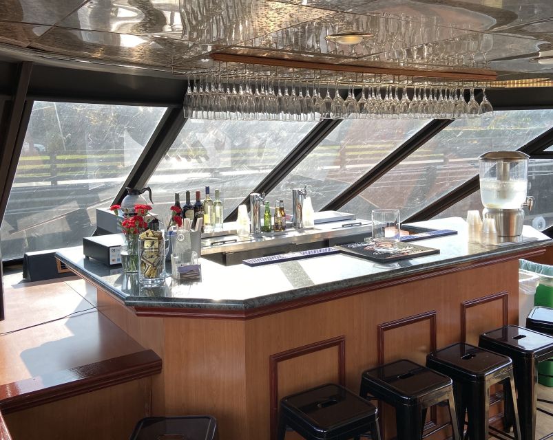 San Francisco: Empress Yacht July 4th Fireworks Party Cruise - From Pier 40 to the Bay at 8 pm