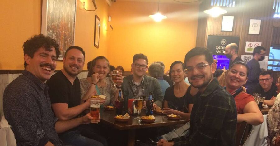 Santiago: Guided Foodie Tour with Drinks, Tapas & Live Music - What arrives at the table