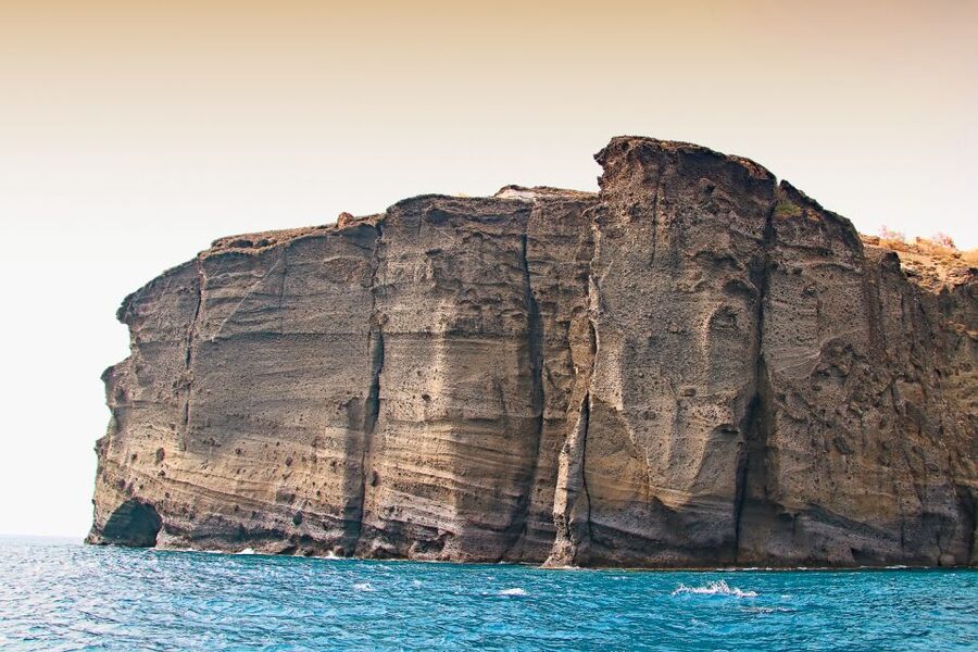 Santorini: Day Cruise with Meal & Open Bar - From Vlychada to Santorini’s southern cliffs