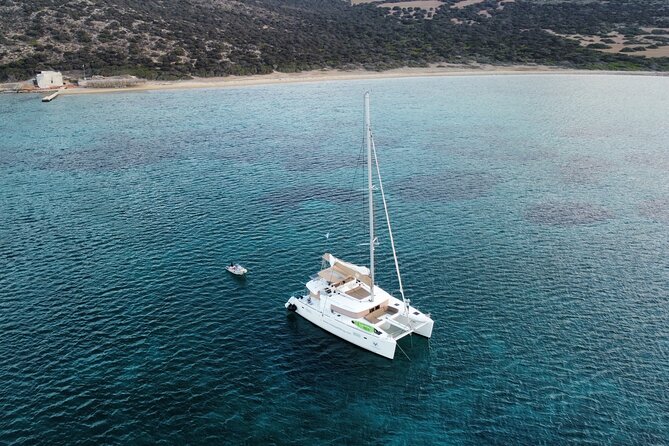 Santorini Gold Catamaran Cruise with BBQ, Drinks and Hotel Pickup - Sailing or motoring?