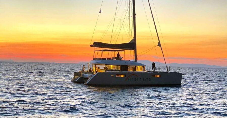 Santorini: Luxurious Catamaran Cruise with Meal & Open Bar - Palea Kameni Hot Springs: Warm Water With One Important Warning