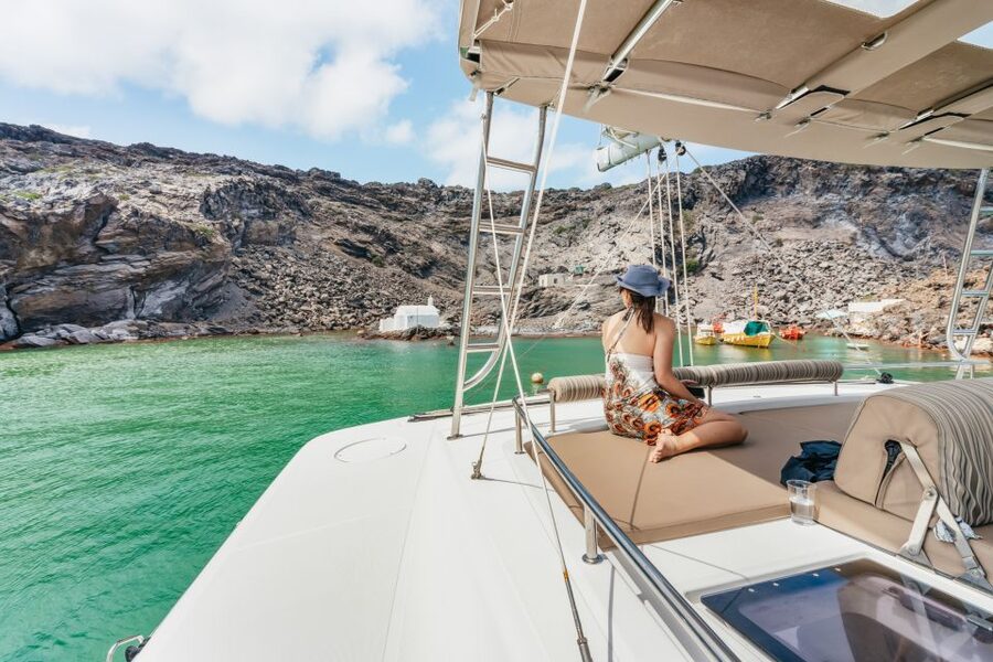 Santorini: Luxury Catamaran Day Trip with Meal and Open Bar - Who should book this cruise?