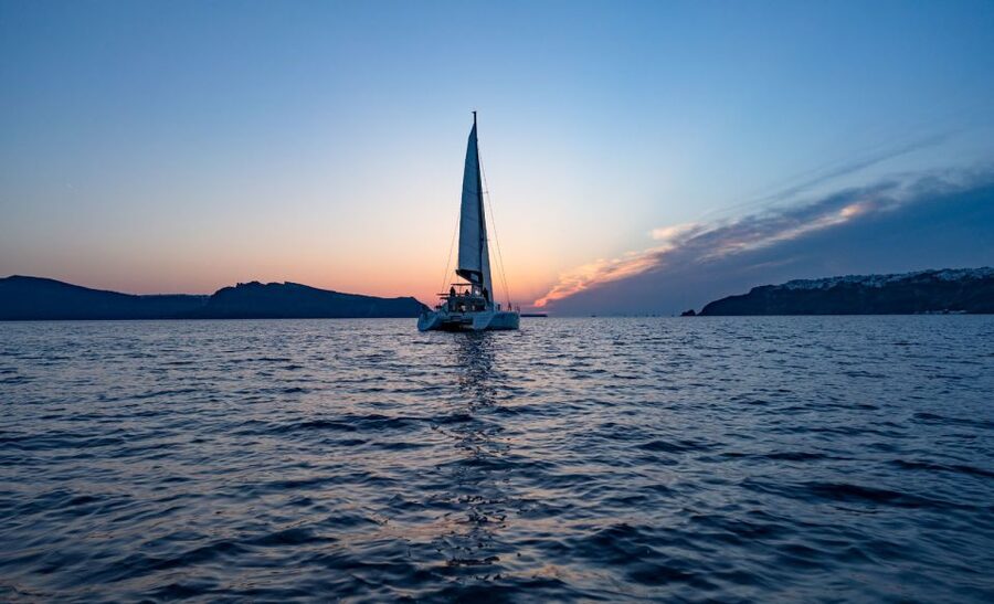 Santorini: Luxury Sunset Cruise with Dinner & Open Bar - Why this cruise is worth considering