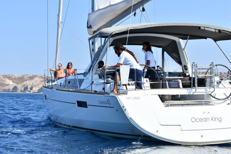 Santorini: Private Caldera Sailing Trip with Open Bar & Meal - What the $942 price really buys you