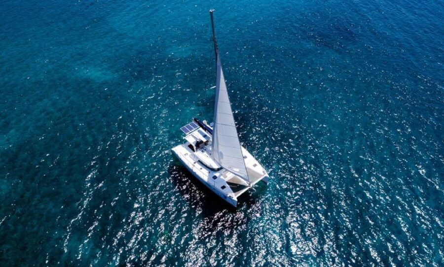 Santorini: Private Day Cruise with a BBQ meal and Open Bar - The volcanic islands and famous hot springs