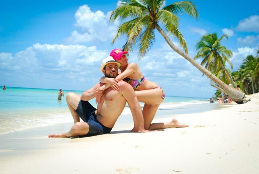 SAONA ISLAND: Catamaran Boat with Open Bar, Lunch and More.. - Guides, languages, and the level of service