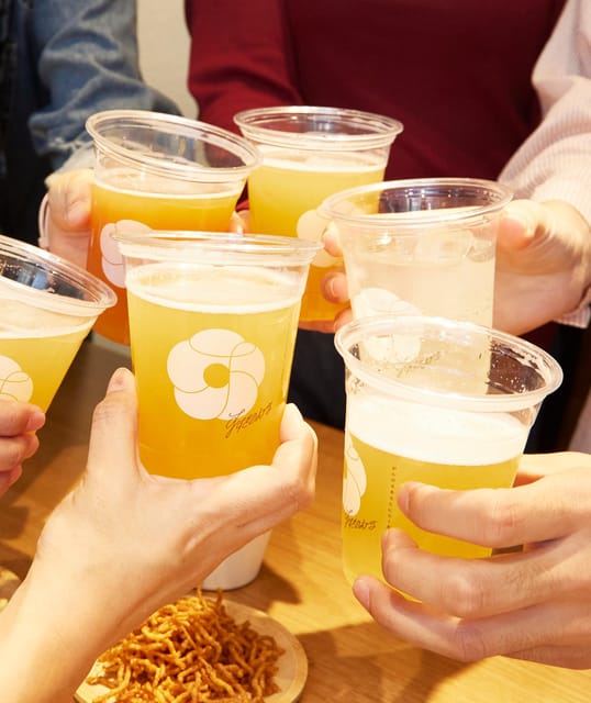 Sapporo: Nightlife Bar Hopping Tour with Local Guide - First bar: your included drink and snacks