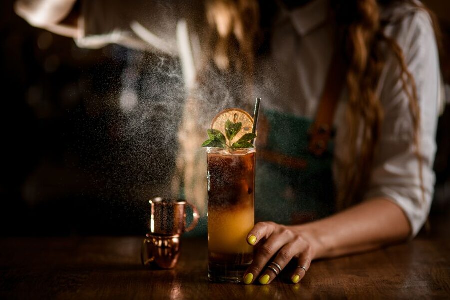 Savannah: Battles & Brews Civil War History Pub Crawl - Walking between stories and stops