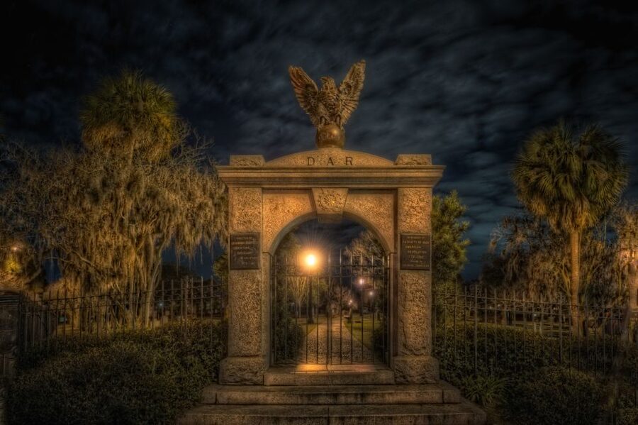 Savannah: Haunted Pub Crawl - Savannah after sunset, with a drink in hand