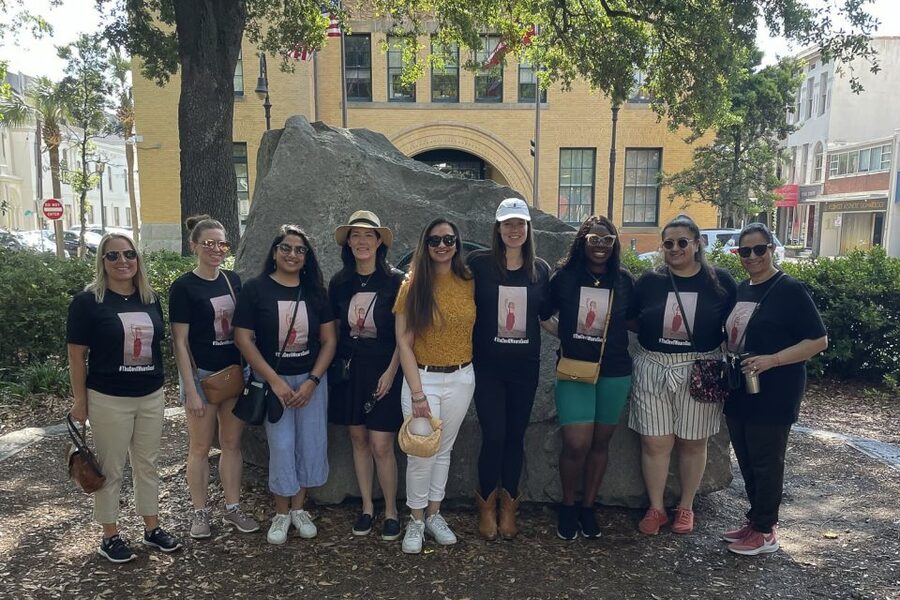 Savannah: Historical Pub Crawl Tour with Drinks Included - Key points at a glance