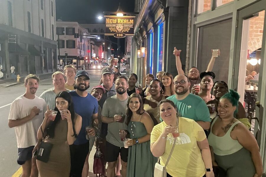 Savannah: Historical Pub Crawl Tour with Drinks Included - Three drinks, three chances to slow down