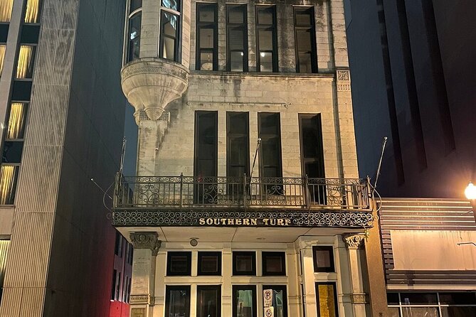 Seeking Spirits Haunted Night-Time Pub Crawl in Nashville - Ernest Tubb Record Shop and the Civil War hospital story