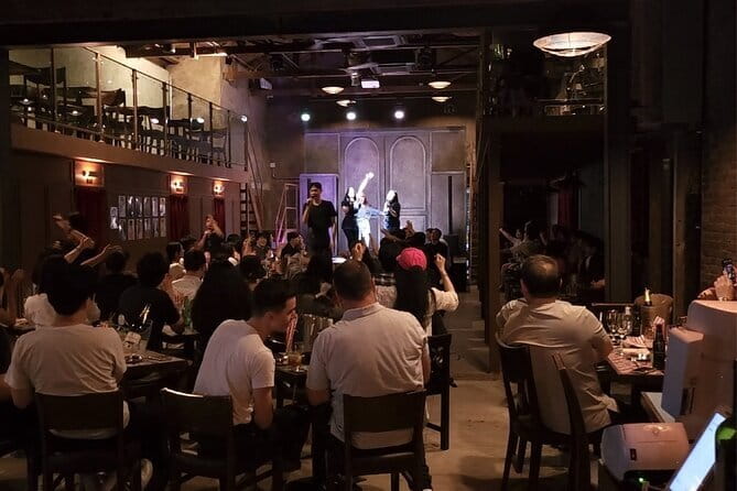 Seoul: LGBTQ+ Pub Crawl and Drag Show with Local Drag Queen - What $41 gets you