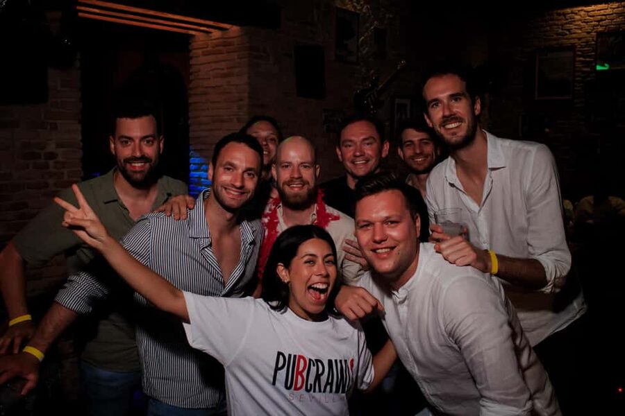 Seville: 3 Bars Pub Crawl + VIP Club Entrance & 3 Free Shots - What to wear and what to carry