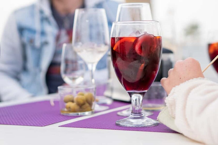 Seville: Sangría and Spritz Cocktail Workshop with Tapas - Who will enjoy this workshop most