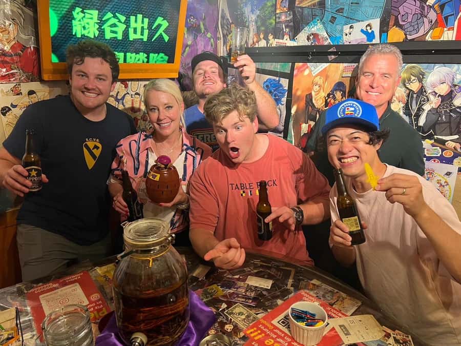 Shinjuku: bar hopping night tour at Japanese Izakaya - From Shinjuku Station to Showa-era taverns