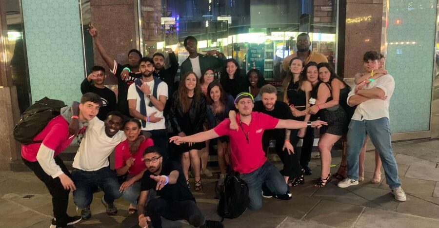 Shoreditch Pub Crawl - Five stops, free shots, and a moving night