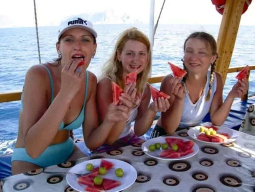 Side to Alanya Boat Tour with Soft Drinks & Cleopatra View - Cleopatra Beach from the water
