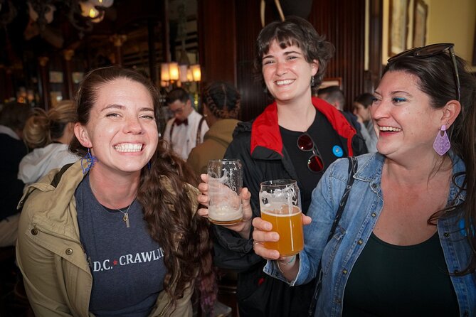 Small-Group History Tour Pub Crawl of Washington, D.C. - Four bars, four short history lessons