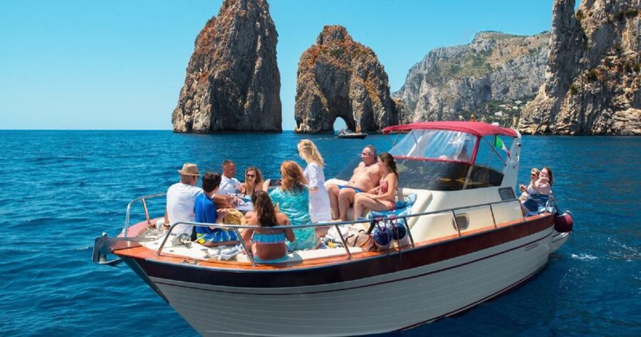 Sorrento: Capri and Blue Grotto Boat Cruise with Drinks - Key points to know before booking