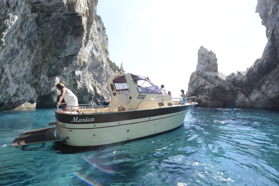 Sorrento: Capri and Blue Grotto Boat Cruise with Drinks - The Blue Grotto question