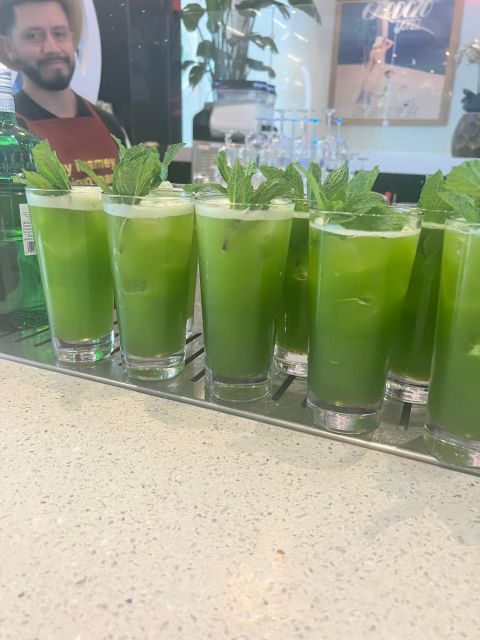 South Beach Miami Beach: Cocktails and Bites Tour - How the stop-to-stop route works