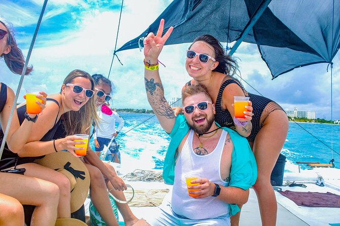 Splendid Isla Mujeres Catamaran: drinks and fun all day! - Key points to know before booking