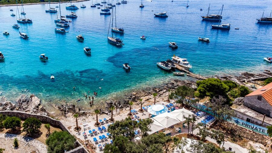 Split: Blue Lagoon 3 Islands All-Inclusive Cruise with Lunch - Music, hosts, and the feel of the boat