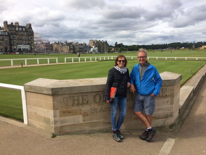 St Andrews: City Highlights Walking Tour with Cocktail - The Royal & Ancient and the pull of golf